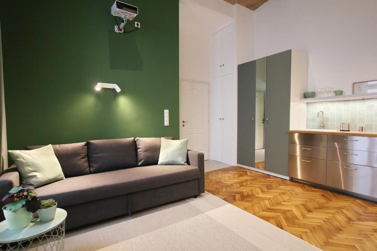 Modern W Free Parking, Projector,netflix Budapest